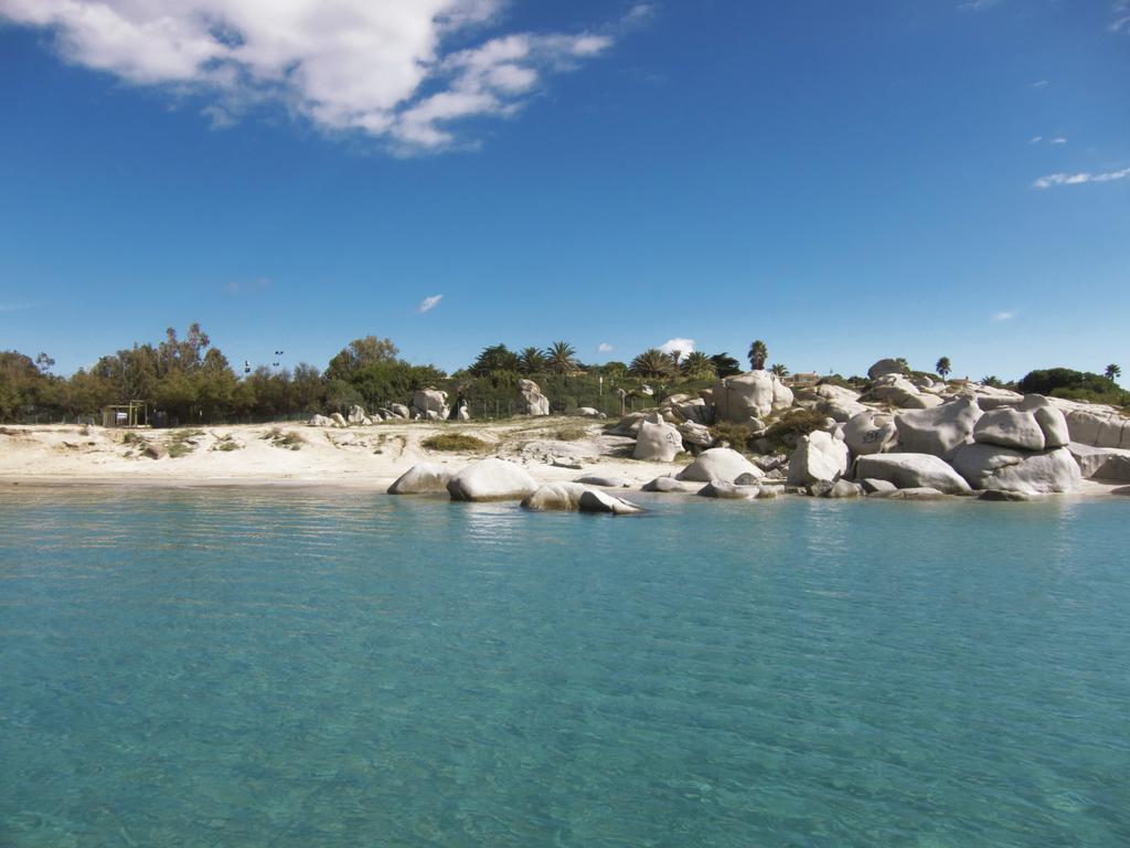 Villaggio Camping Spiaggia Del Riso Villasimius Eksteriør billede