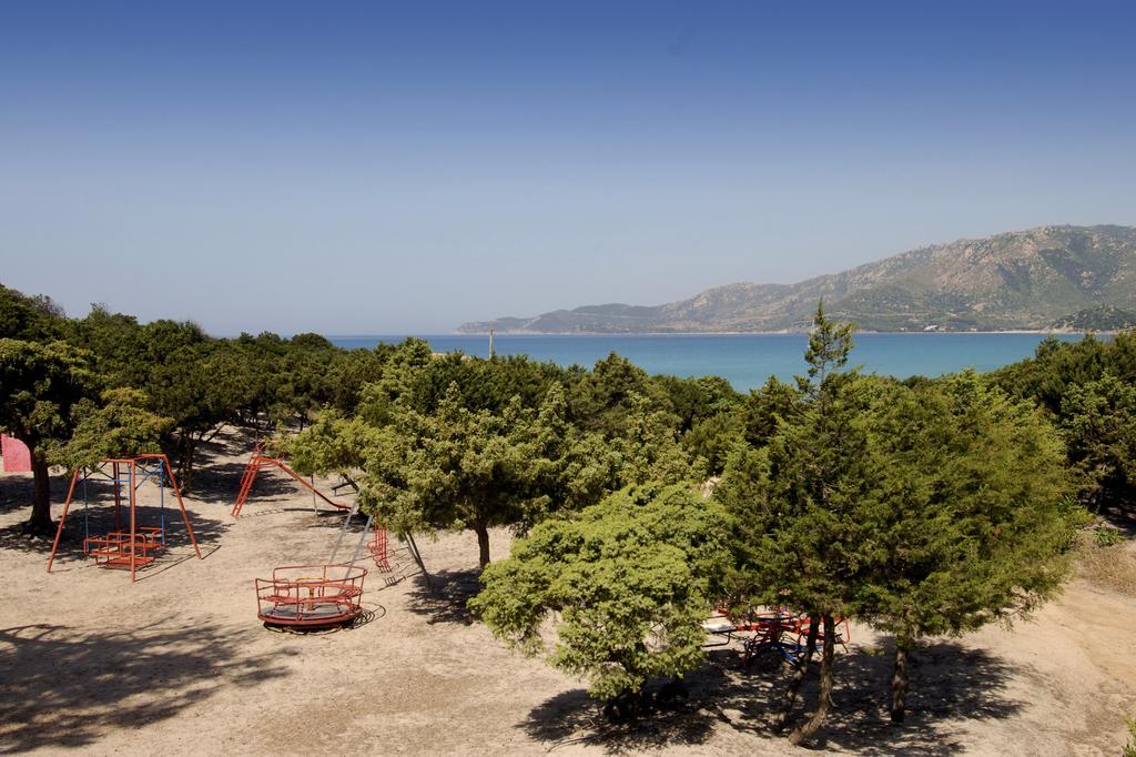 Villaggio Camping Spiaggia Del Riso Villasimius Eksteriør billede